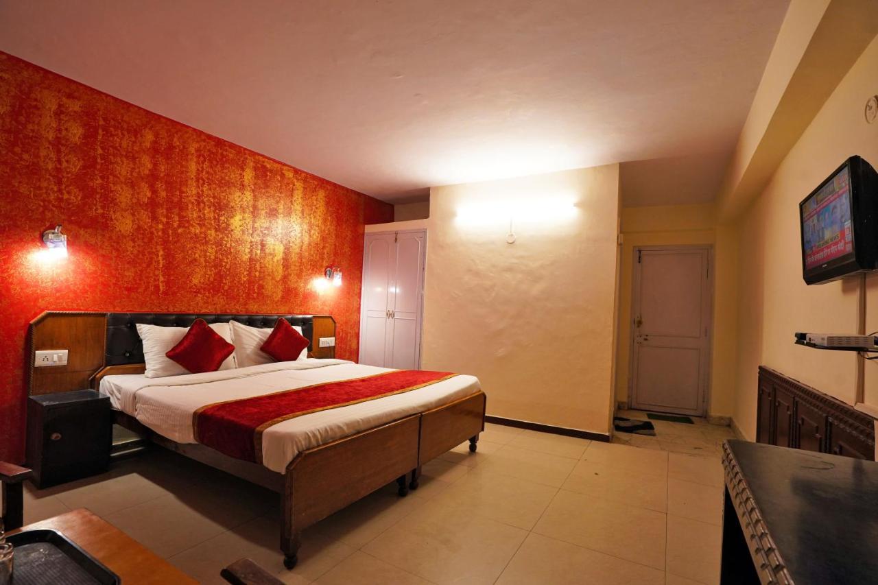 Atithi Mall Road Hotel Shimla