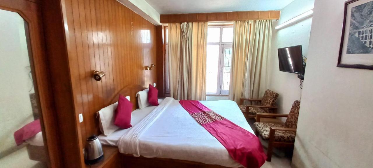 Tara Near Mall Road Bed & Breakfast *