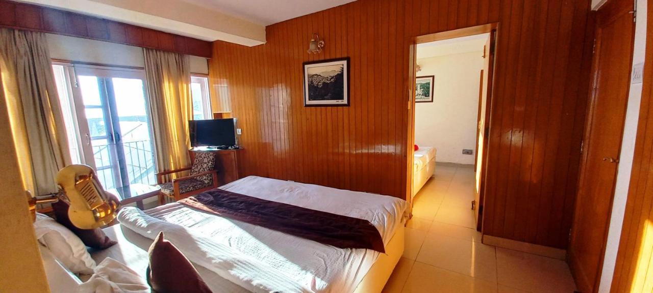 Bed & Breakfast Tara Near Mall Road *
