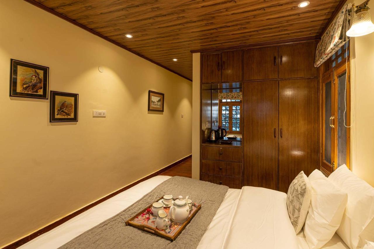 Stayvista At Nau Nabh - 8br With Bonfire & Paradisiacal Abode Villa Shimla
