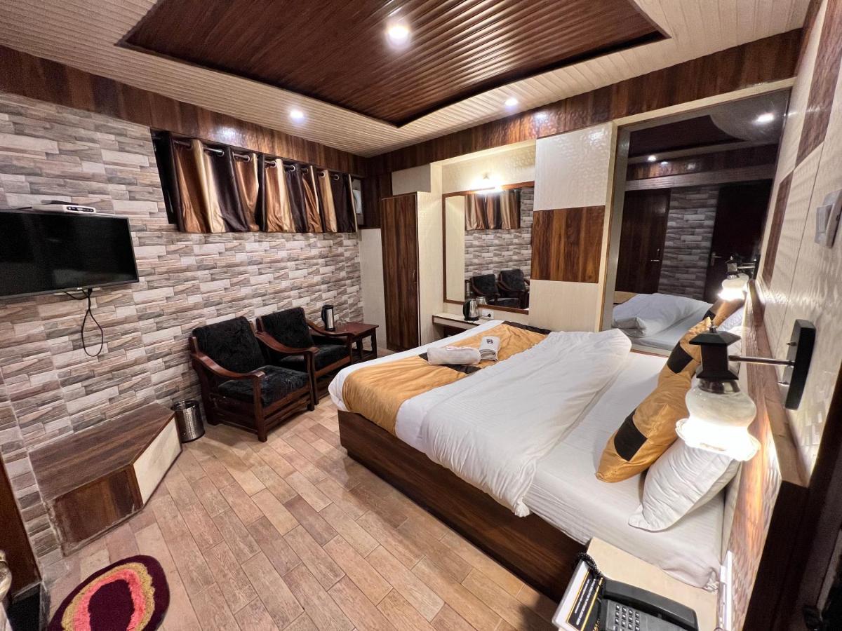 Crystal Hotel Hotel
