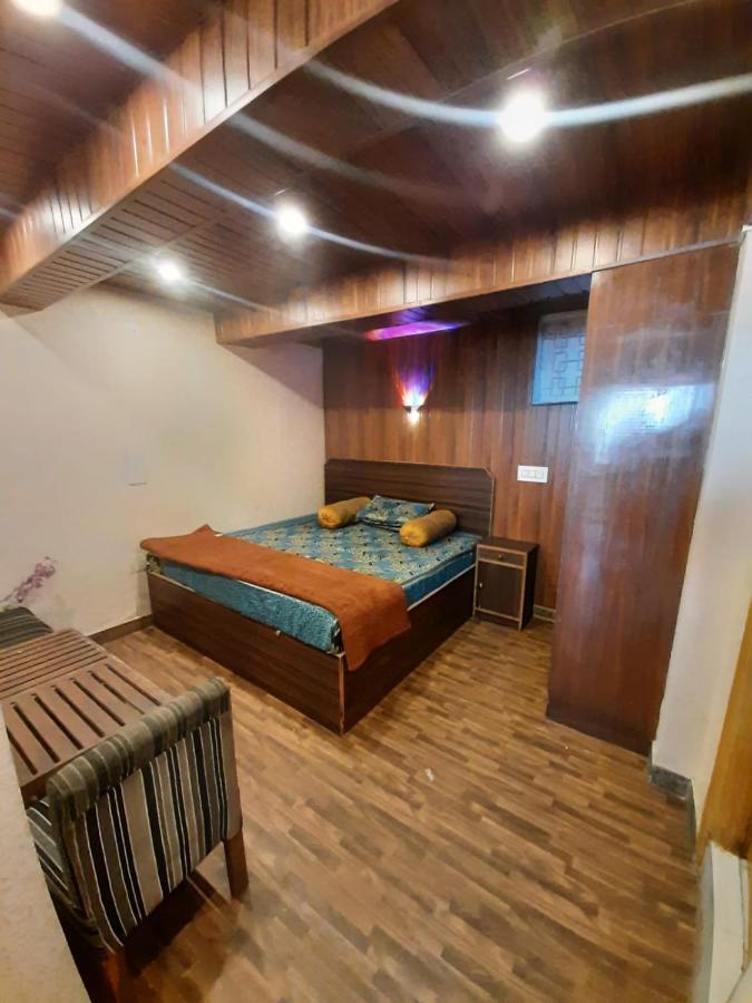Hotel Samrat Ss