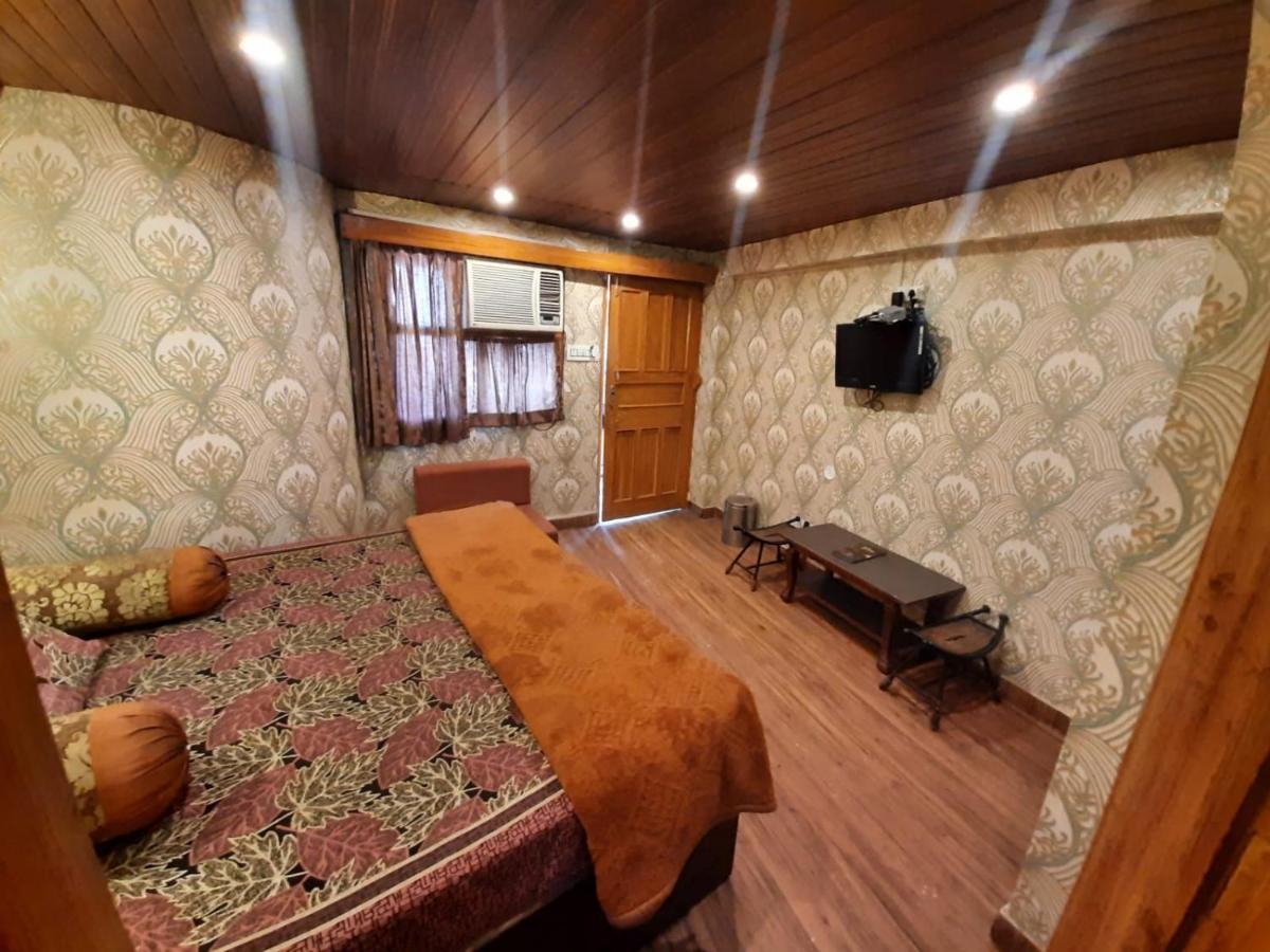Samrat Ss Hotel Shimla