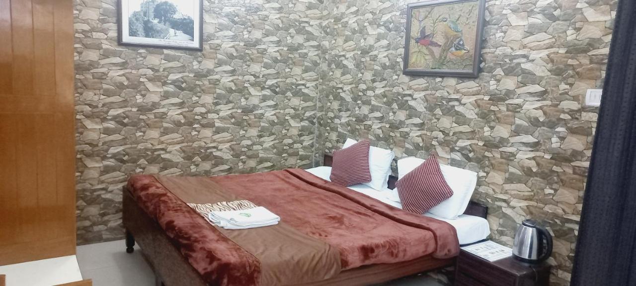 Bed & Breakfast Tara Near Mall Road Shimla