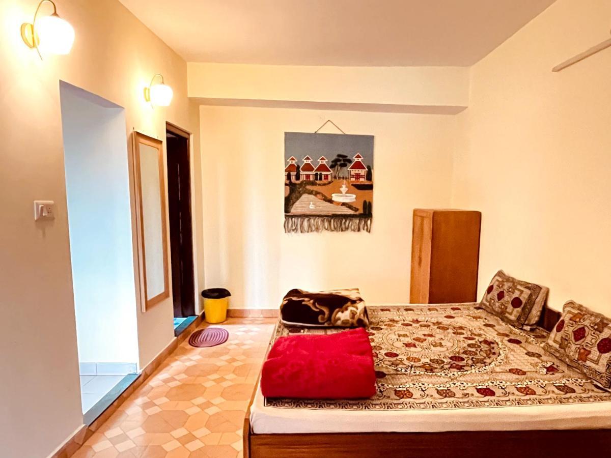Apartment Anand Niketan