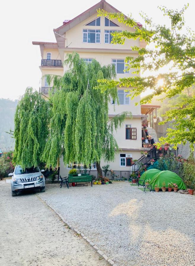 Sai Bed & Breakfast *