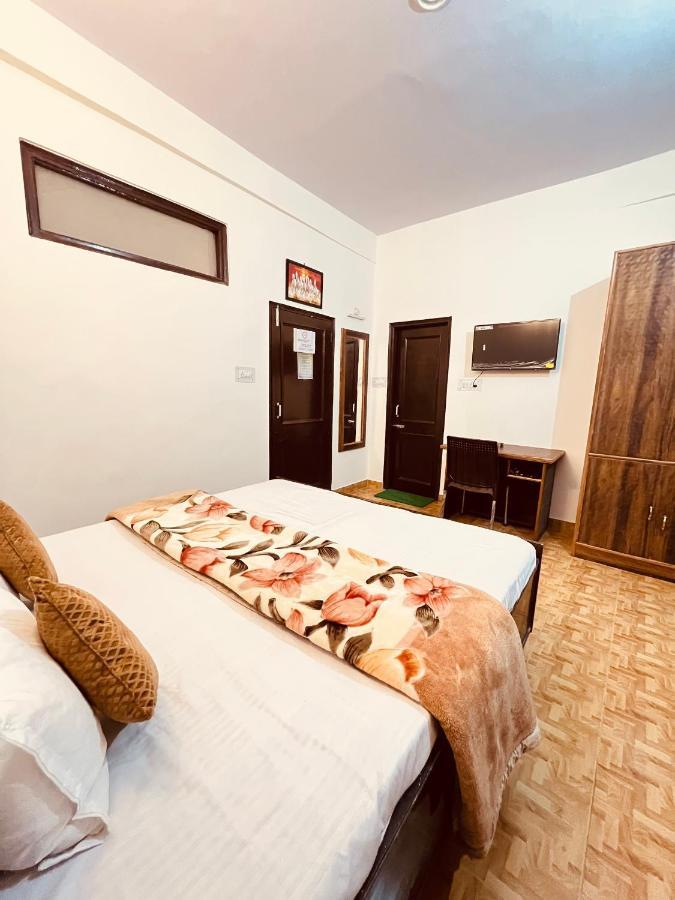 Residence Inn Homestay *