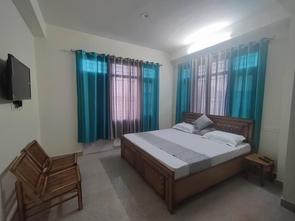 Radhe Krishna Homestay *