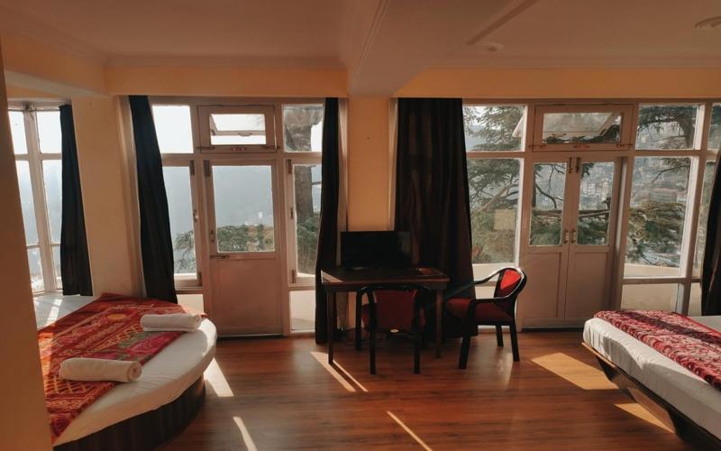 Le Talbot Hotel 2*
