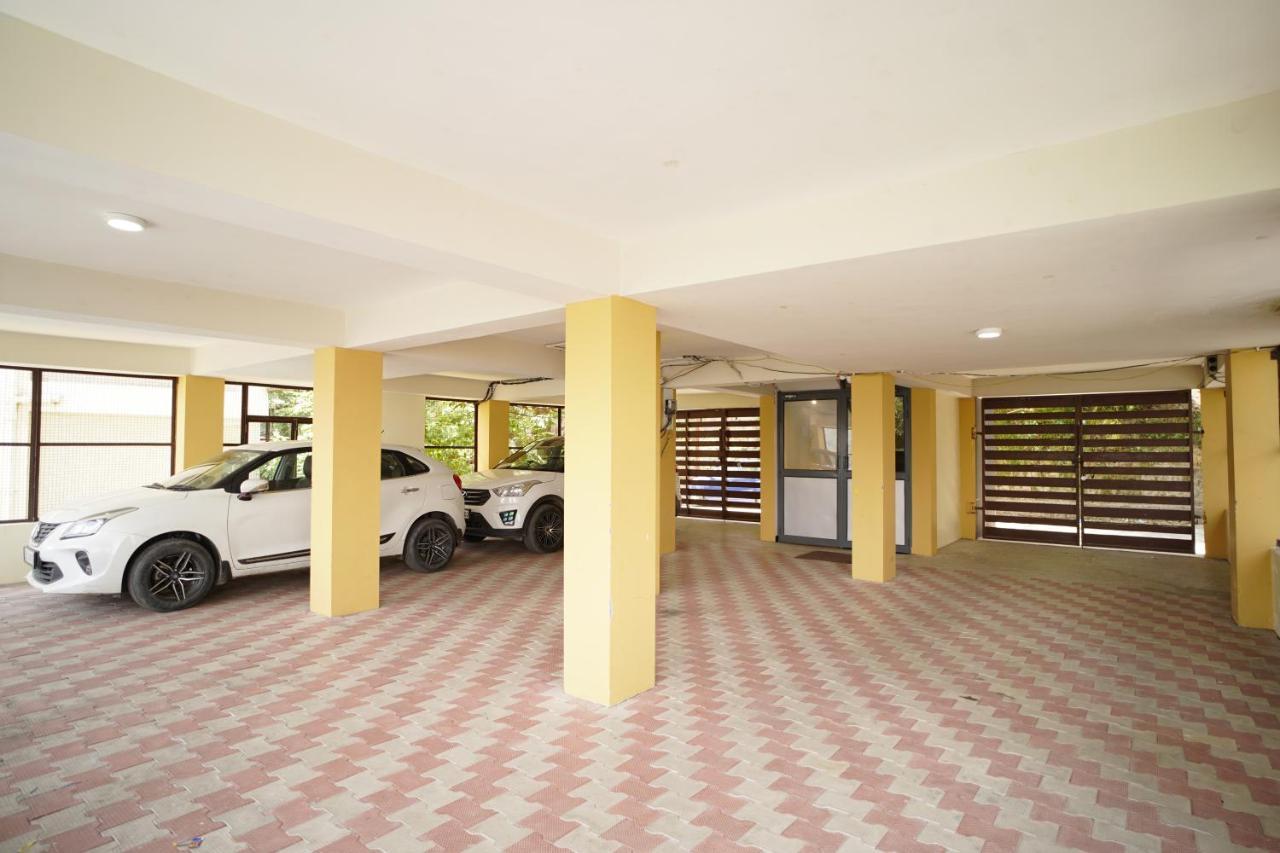 Mahaveer By Royal Collection 4*