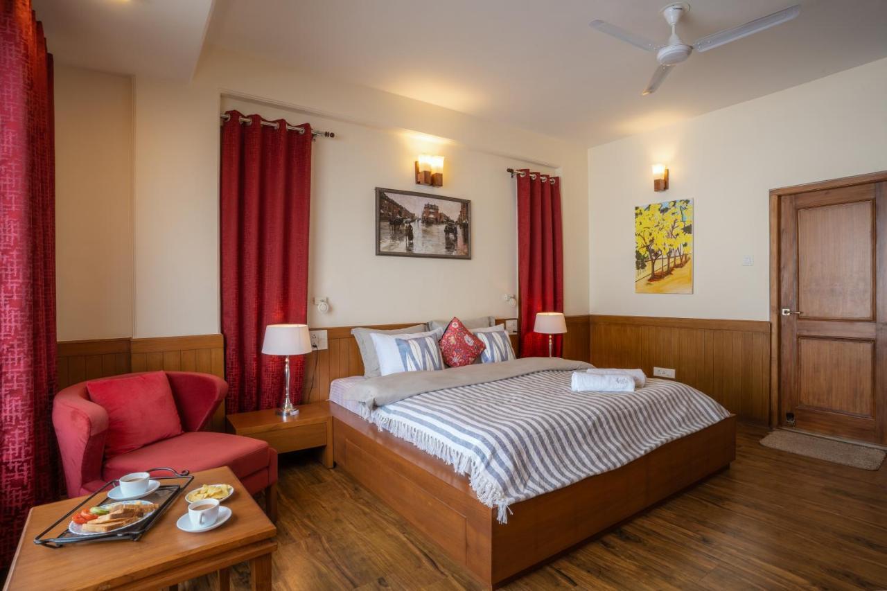 Apartment Hostie Mystica-highest Penthouse With Terrace, Mashobra *