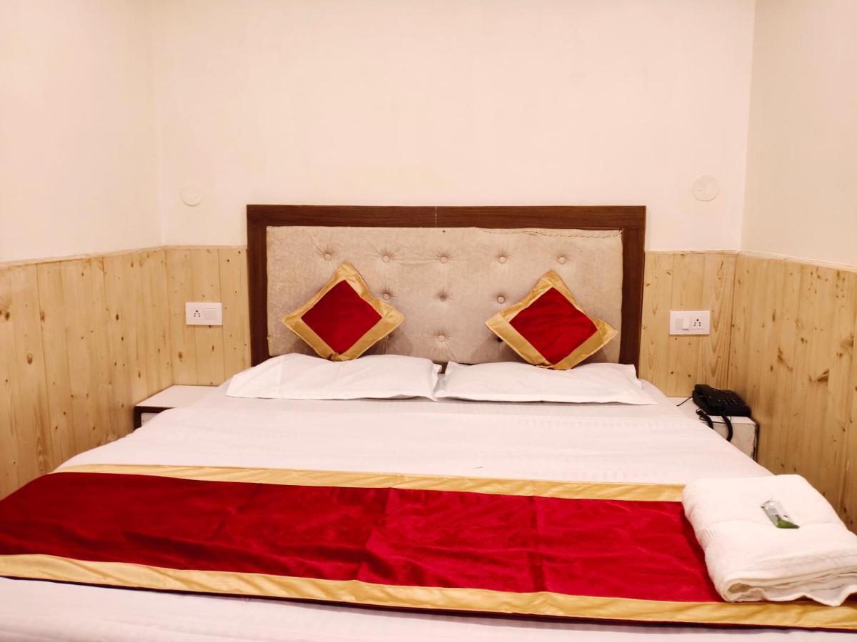 Shorya Regency Near Mall Road 2* Shimla