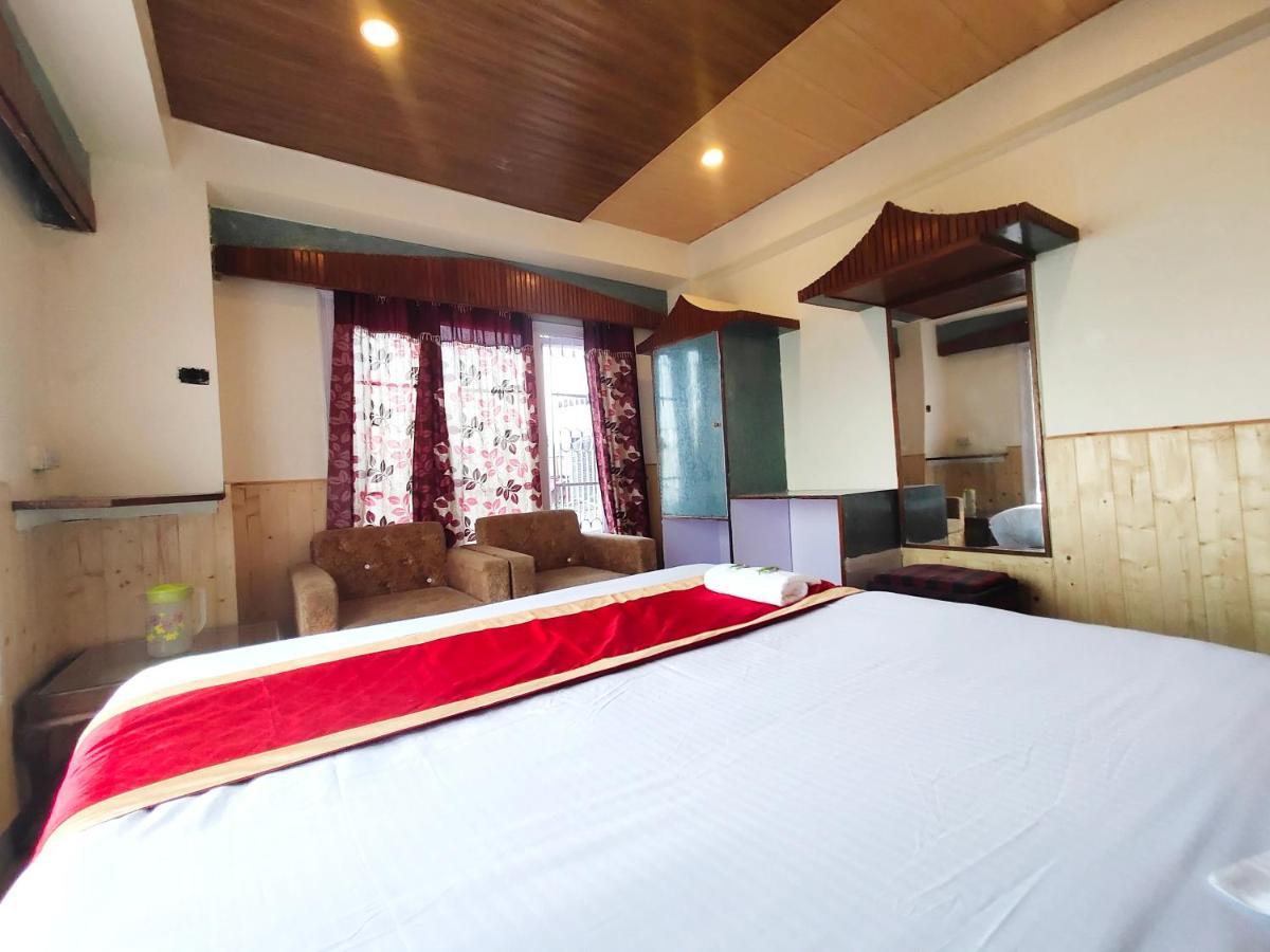 Shorya Regency Near Mall Road 2* Shimla
