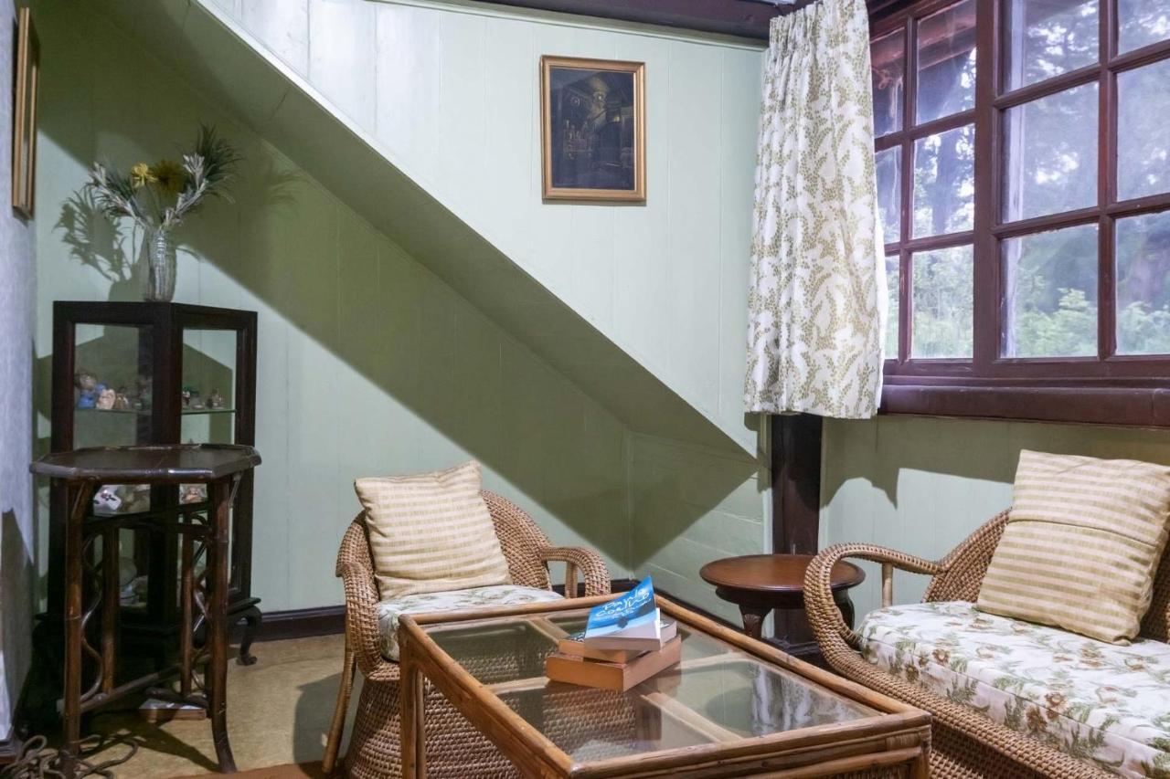 Stayvista At Northwood - 100 Years Old 3br Heritage House Villa Shimla