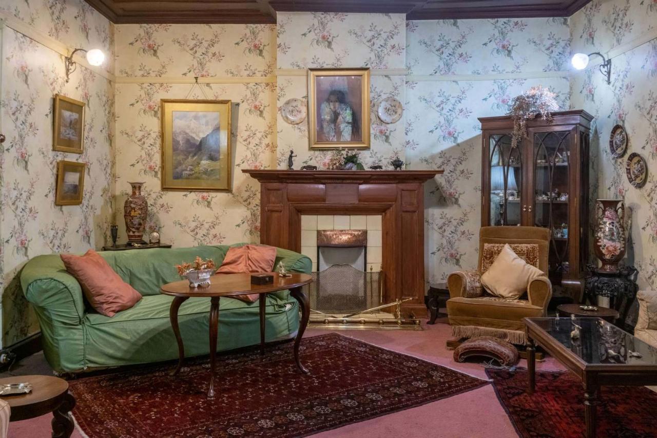 Stayvista At Northwood - 100 Years Old 3br Heritage House Villa Shimla