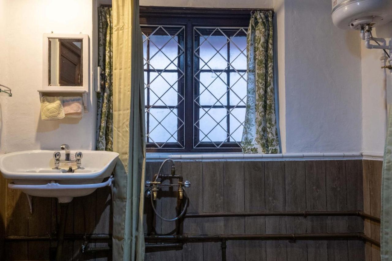 Stayvista At Northwood - 100 Years Old 3br Heritage House