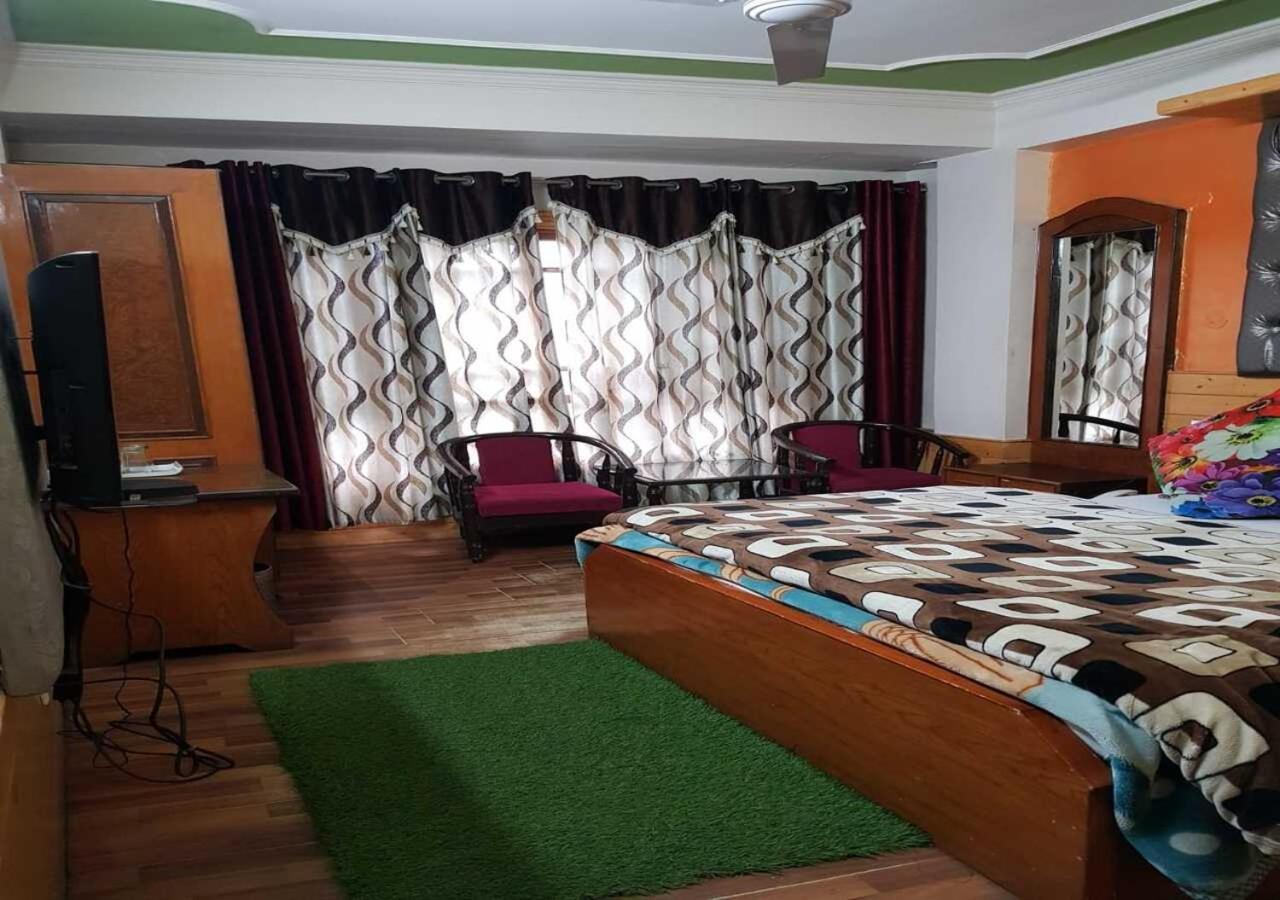 Apple Regency Hotel 3*