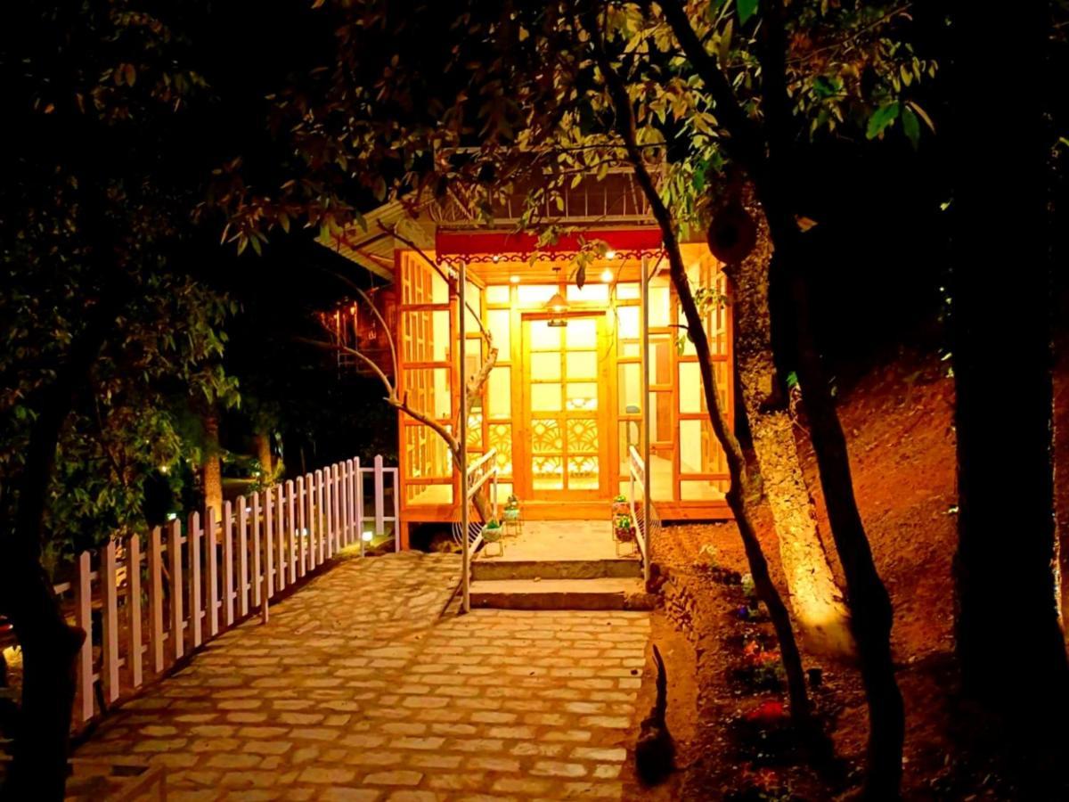 Resort Aaroham Resort,