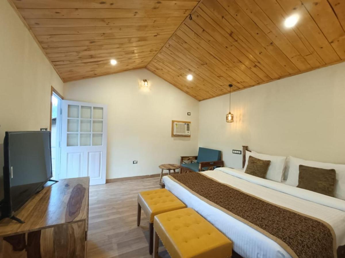 Aaroham Resort, * Shimla
