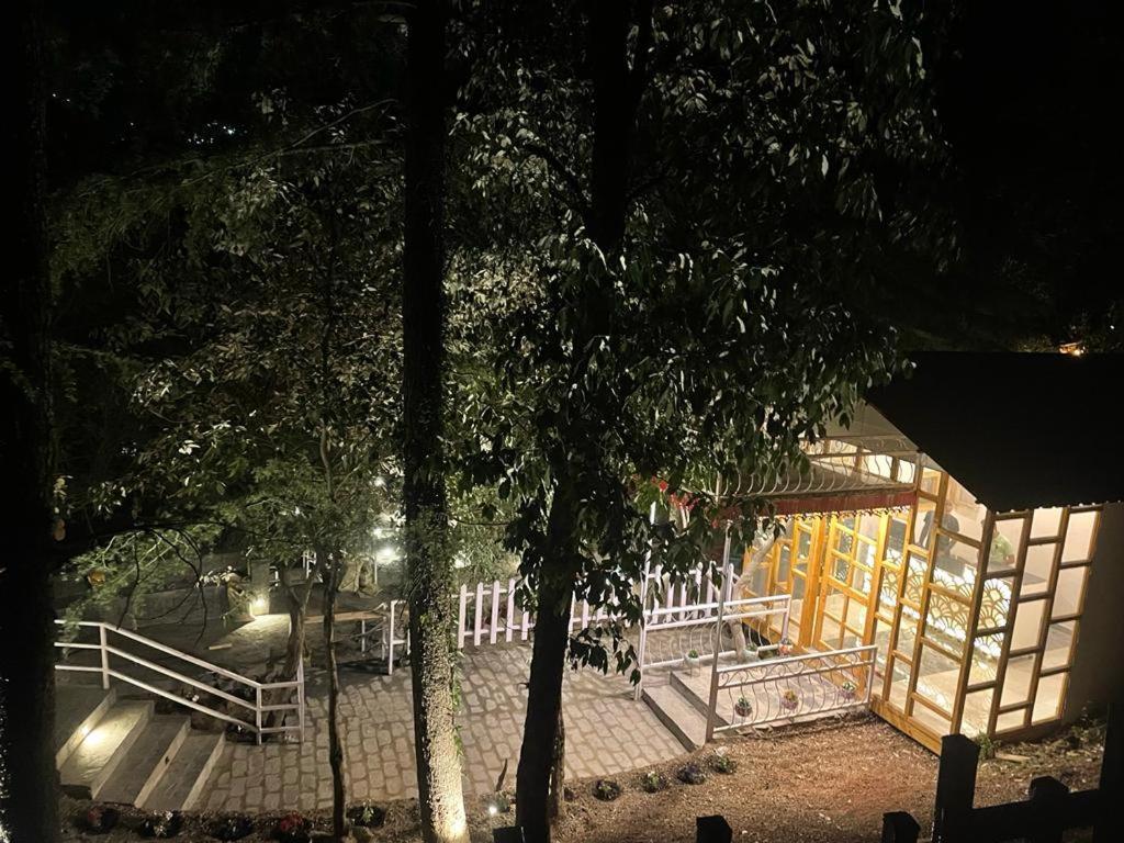 Aaroham Resort, * Shimla