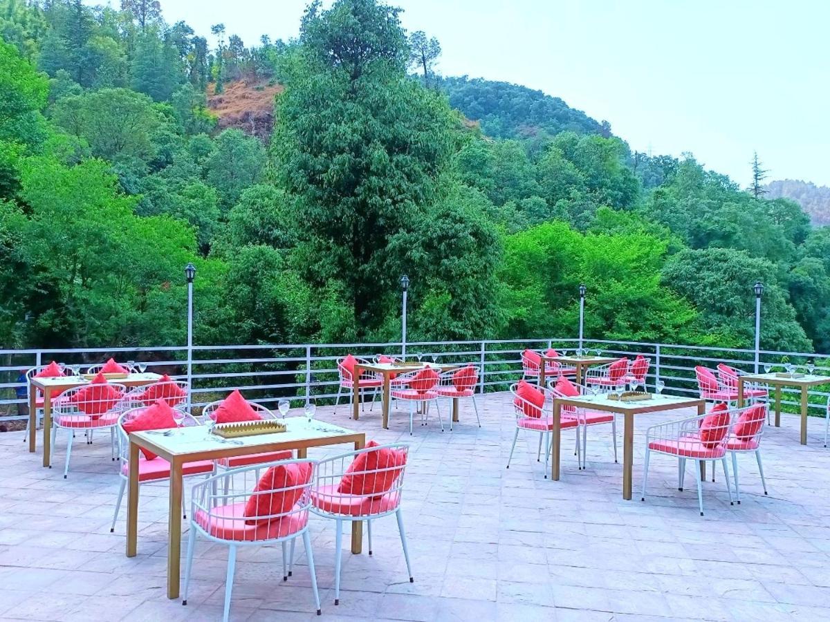 Resort Aaroham Resort, Shimla