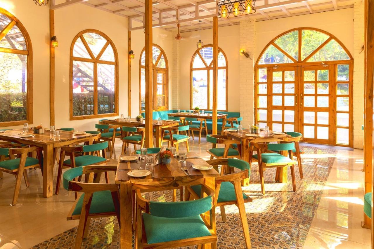 Resort Aaroham Resort, Shimla