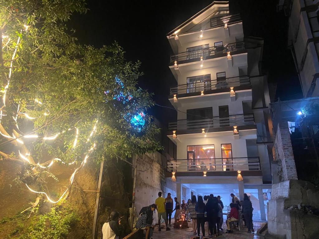 Crown Hotel Shimla