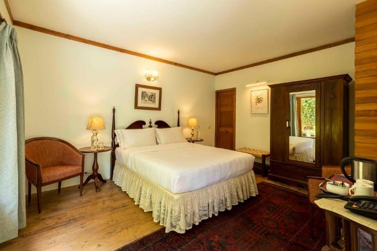 Ama & Trails Ballyhack Cottage,shimla Villa