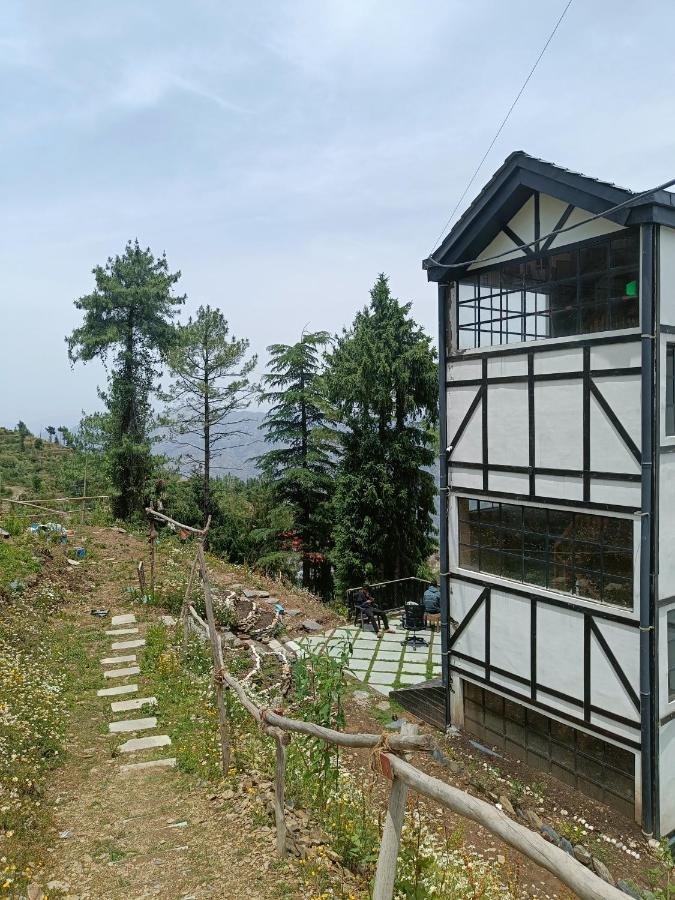 Sugar Cube Retreat Hostel *