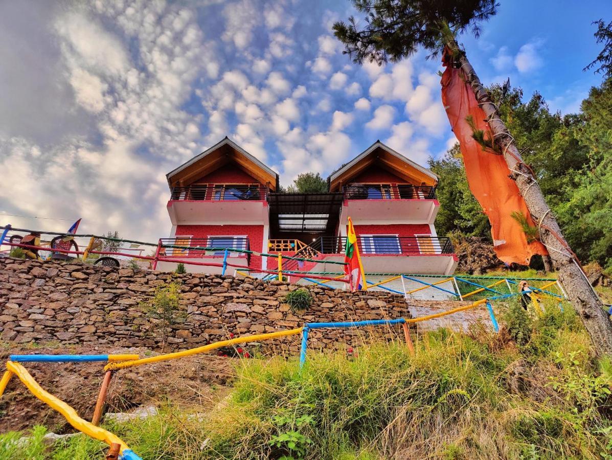 Homestay Gadegal Narkanda - & Pahadi Cafe *