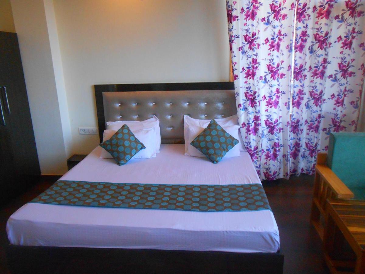Royal Cedar Bed & Breakfast *