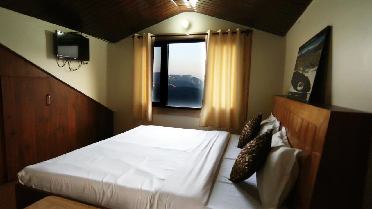Homestay Thakur Homes *