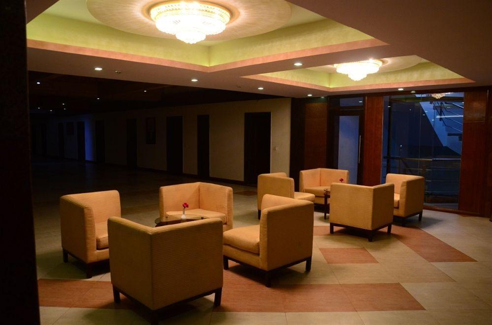 Ck International Hotel 3*