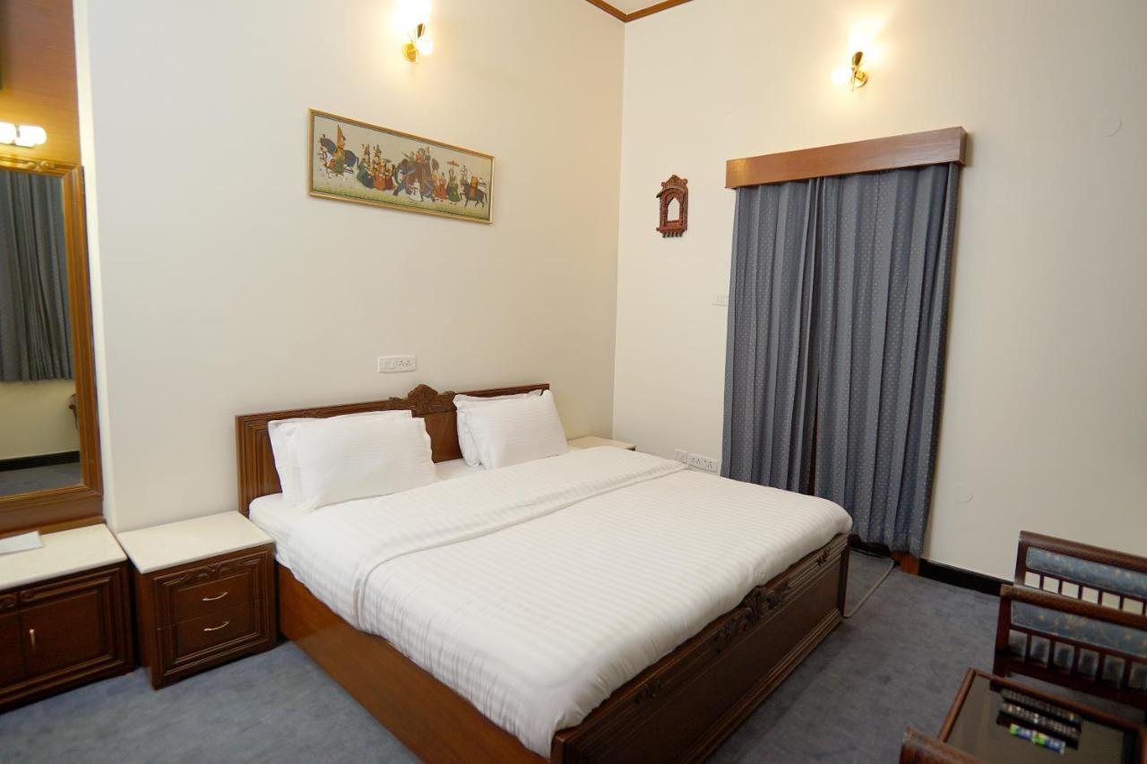 Bed & Breakfast The Edgeworth Shimla