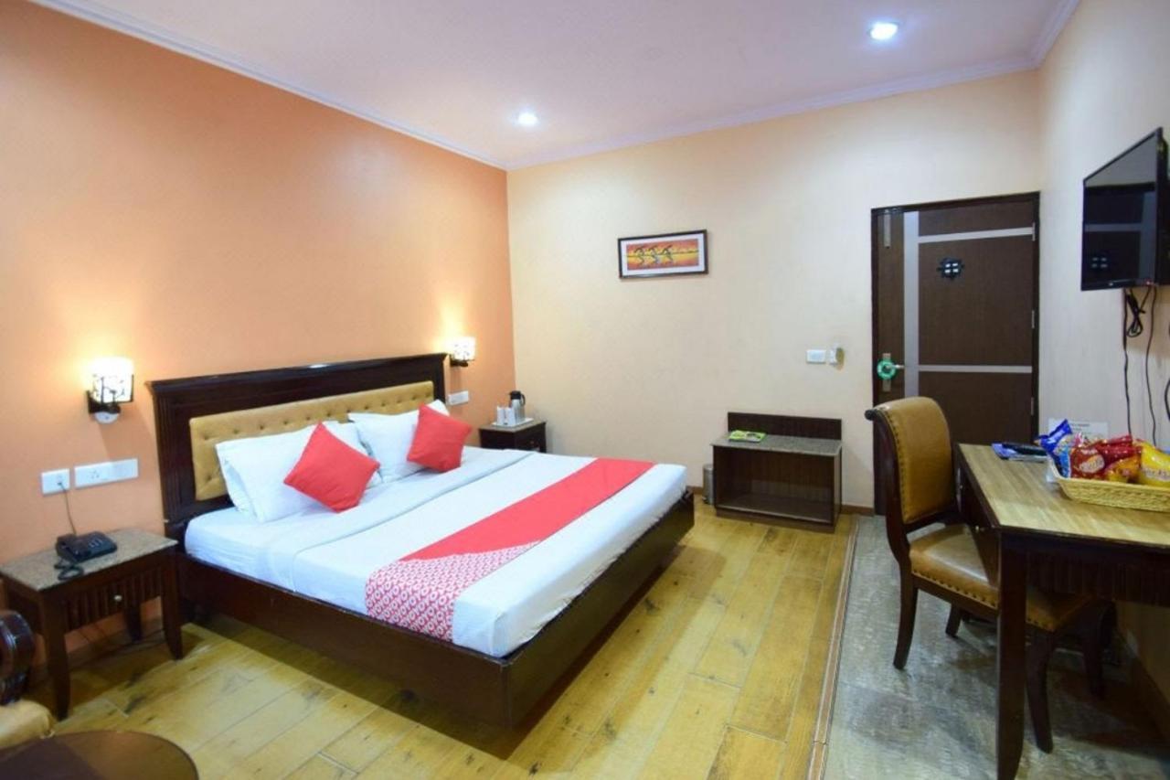 Hotel Goroomgo Marc Shimla: Luxury Near Mall Road
