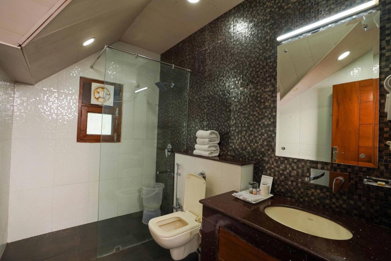 The Twin Towers Hotel Shimla