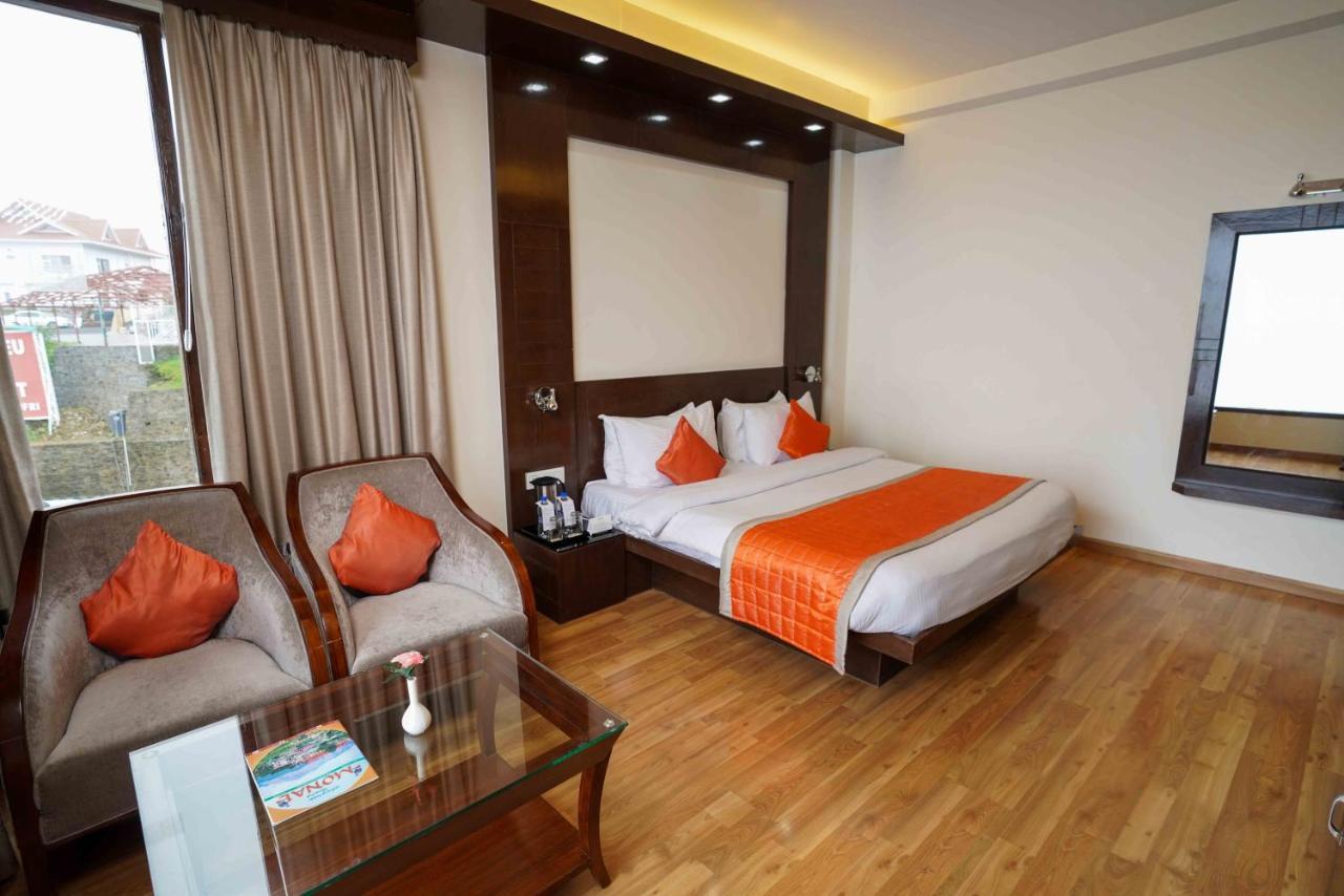 The Twin Towers 4* Shimla