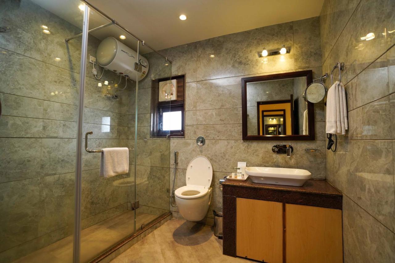 The Twin Towers Hotel Shimla