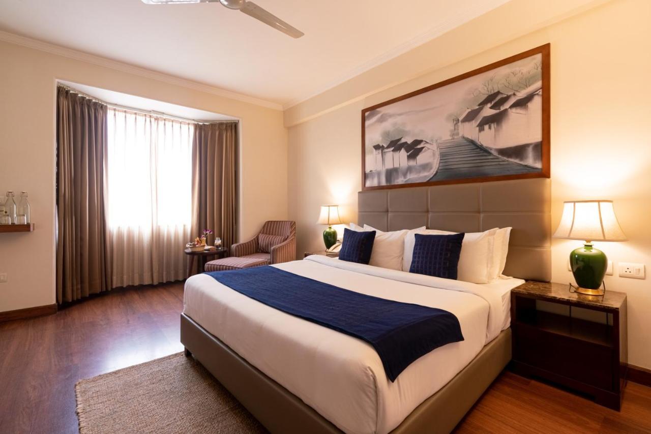 8fold By Larisa Hotel