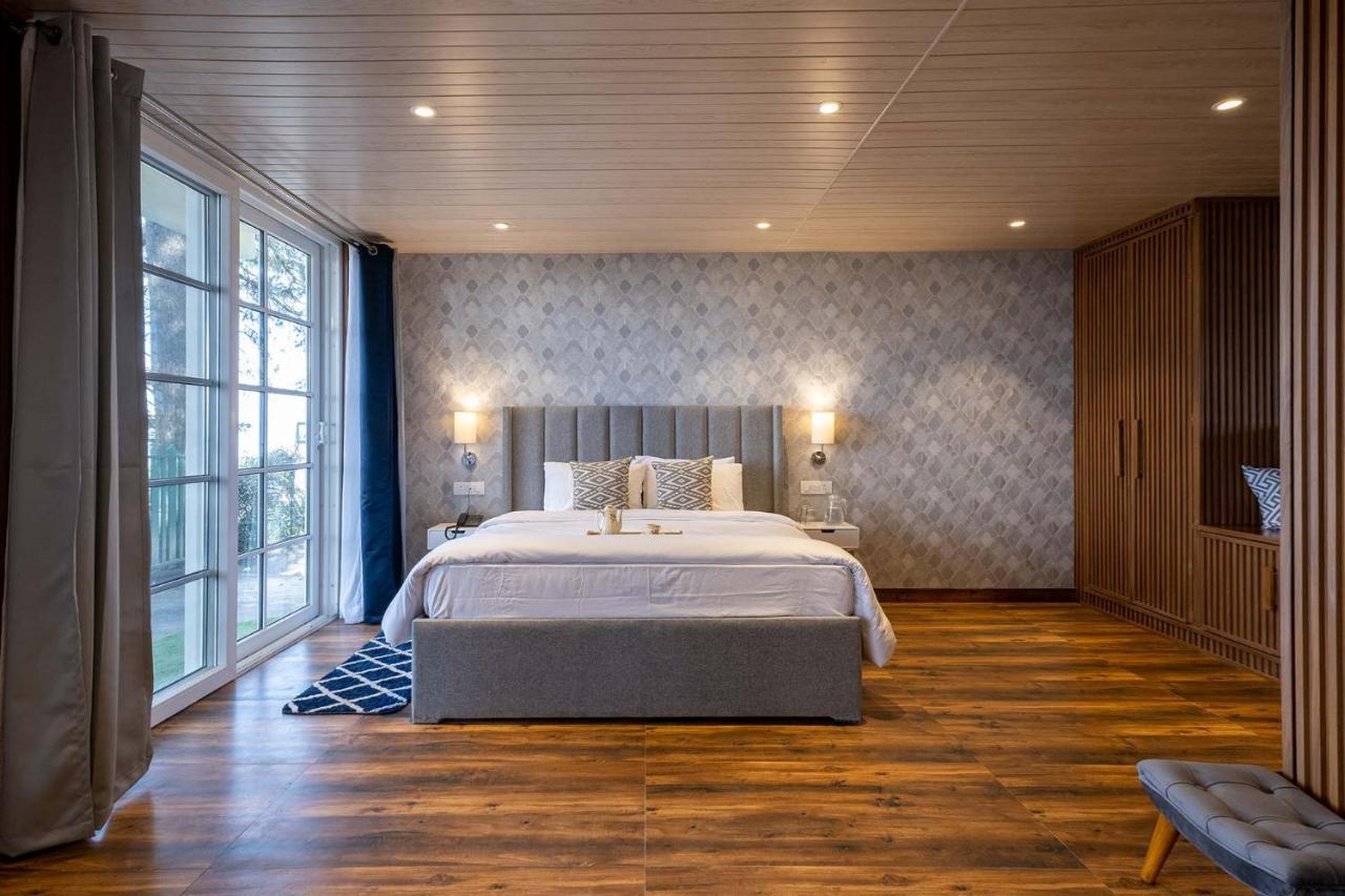 Stayvista At Nau Nabh - 8br With Bonfire & Paradisiacal Abode Villa Shimla