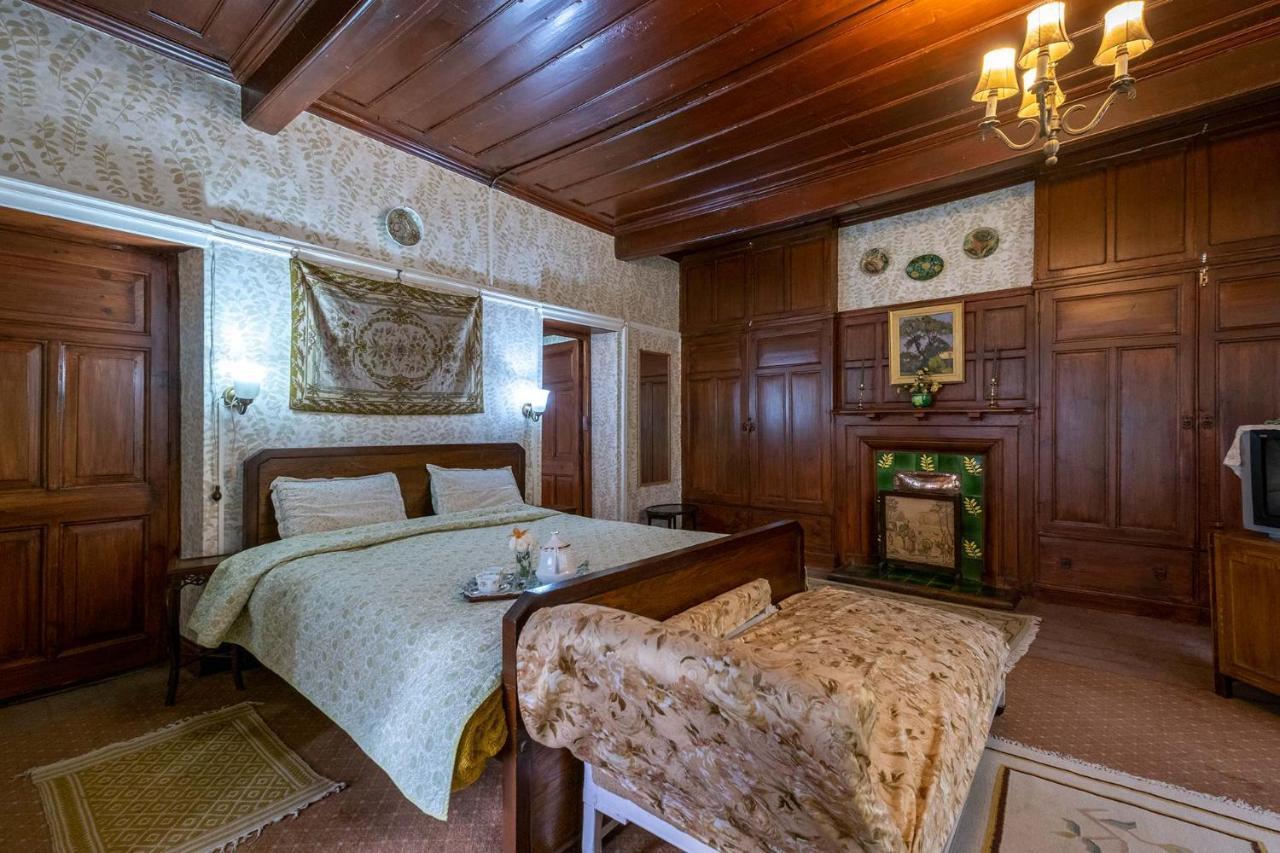 Stayvista At Northwood - 100 Years Old 3br Heritage House Villa Shimla