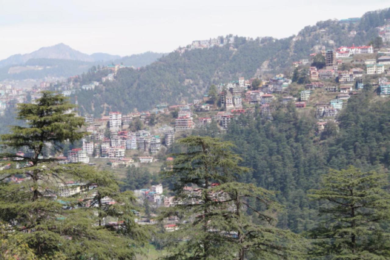 Hotel Goroomgo Marc Shimla: Luxury Near Mall Road