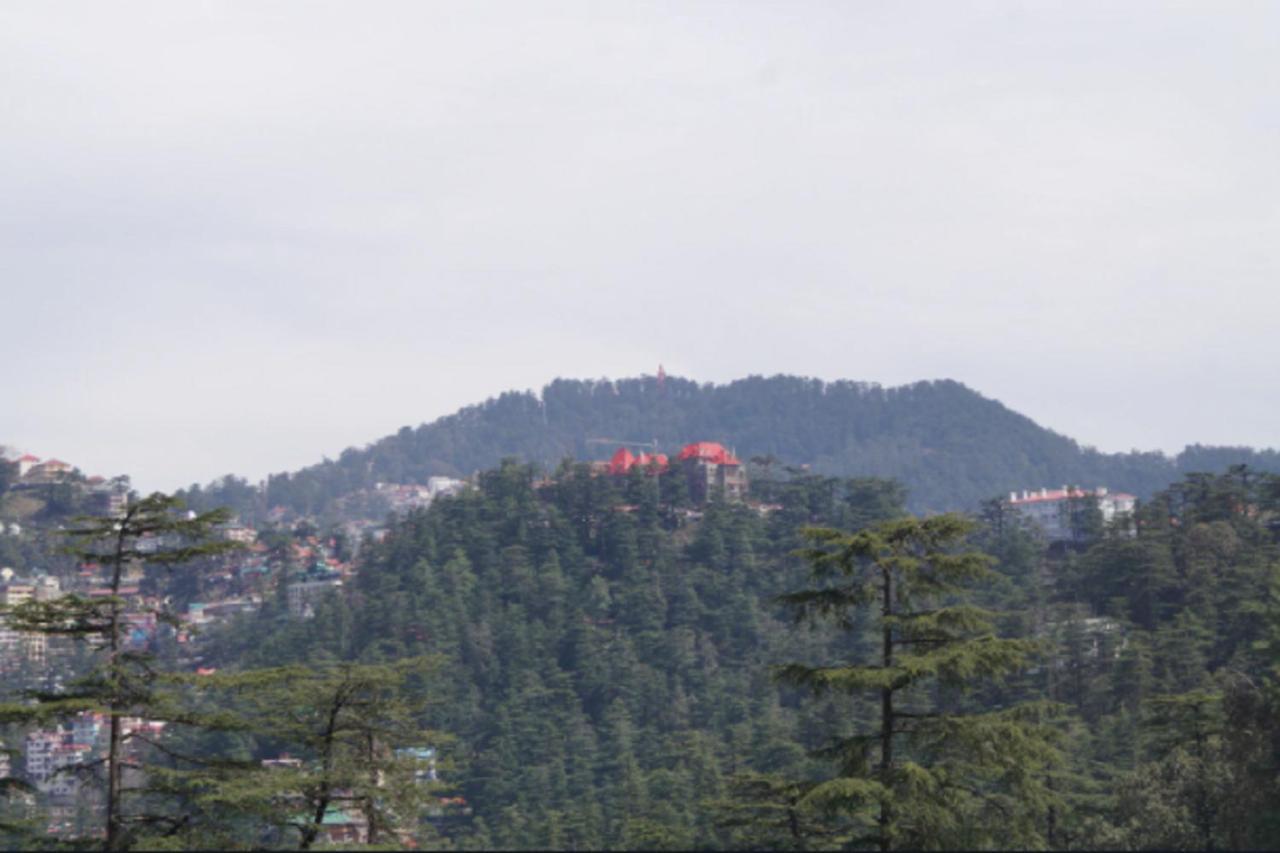 Goroomgo Marc Shimla: Luxury Near Mall Road 3*