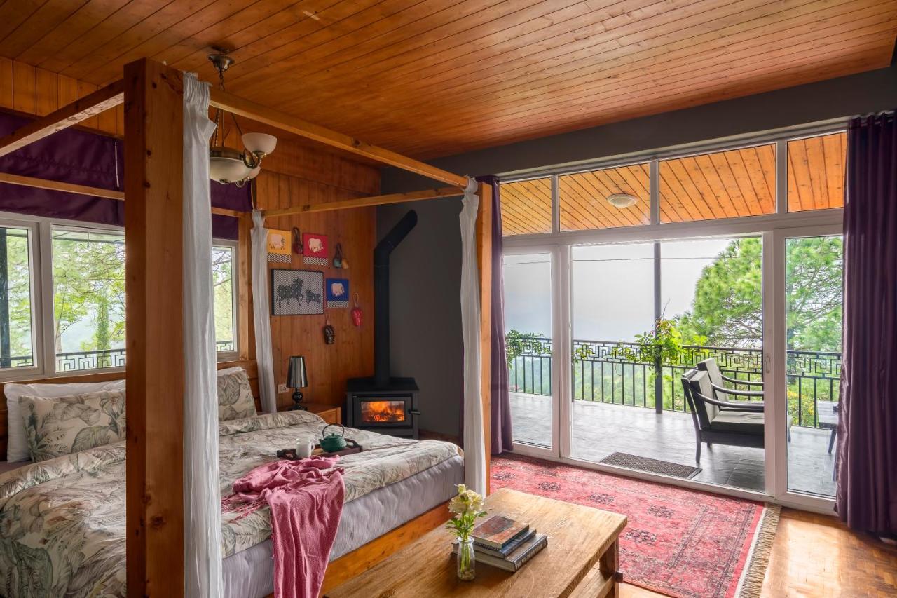 Saffronstays Ekam, Chail - Forest Near Chail Cricket Ground Villa *