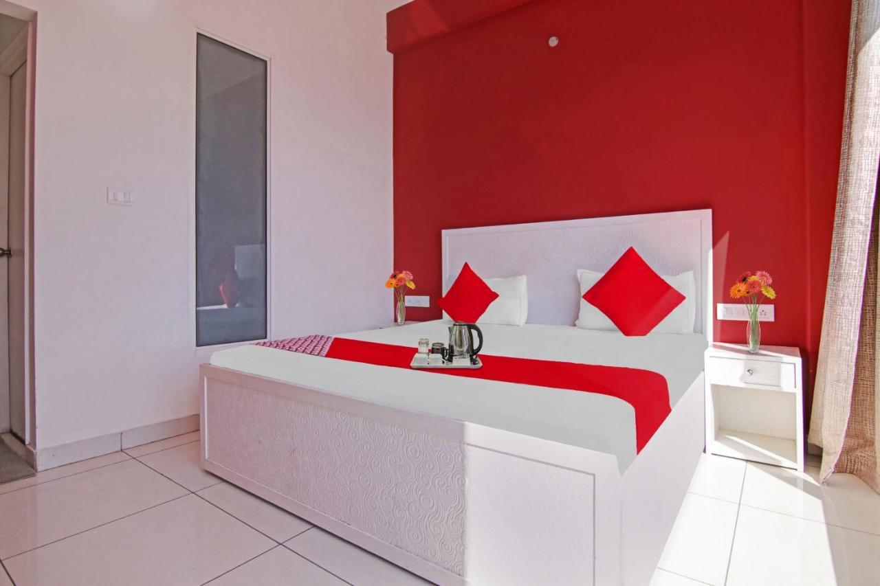 Oyo High And Seek Hotel