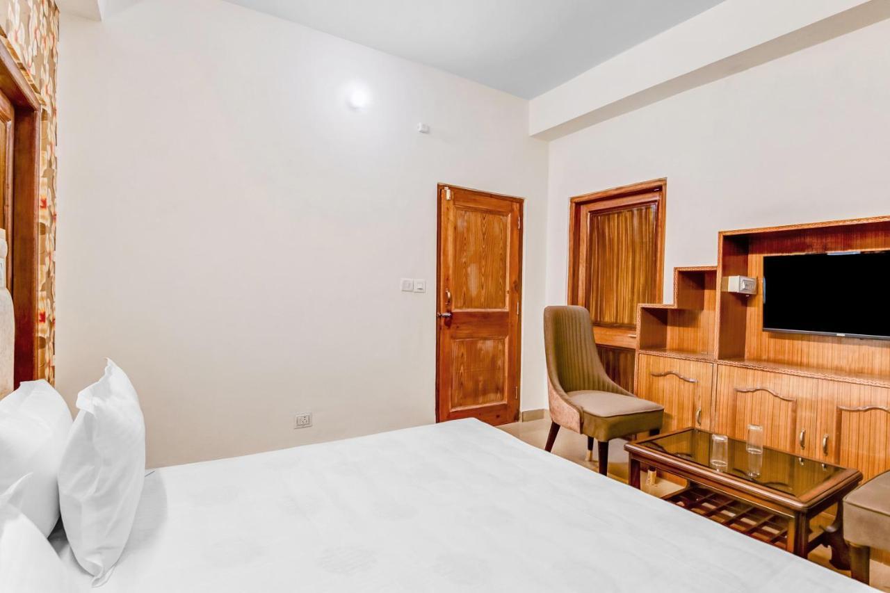 O Aston Hills 4* Shimla