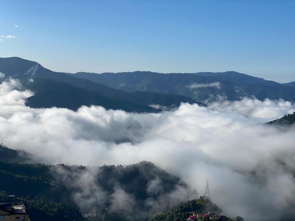 Parimahal Sunrise View * Shimla