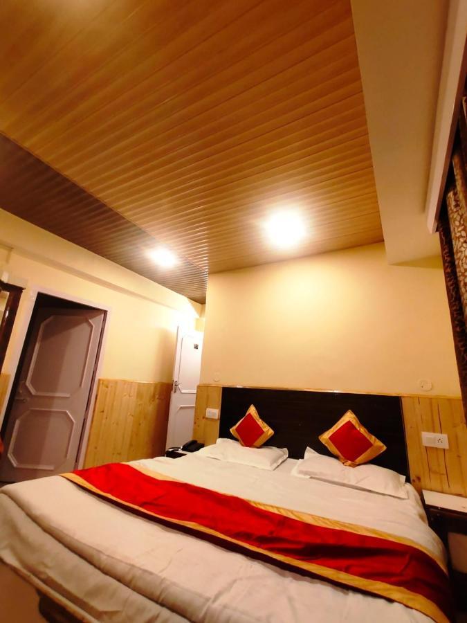 Shorya Regency Near Mall Road Hotel Shimla