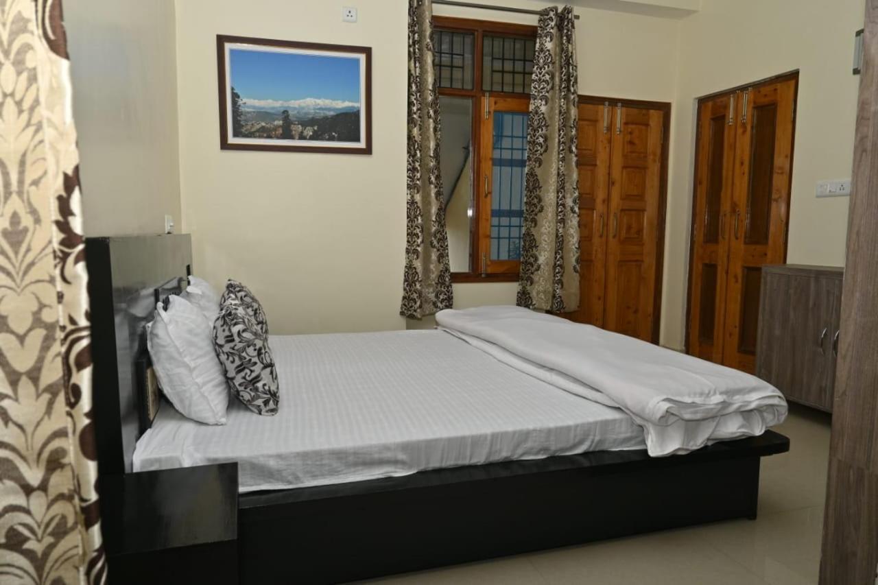 Dale View * Shimla