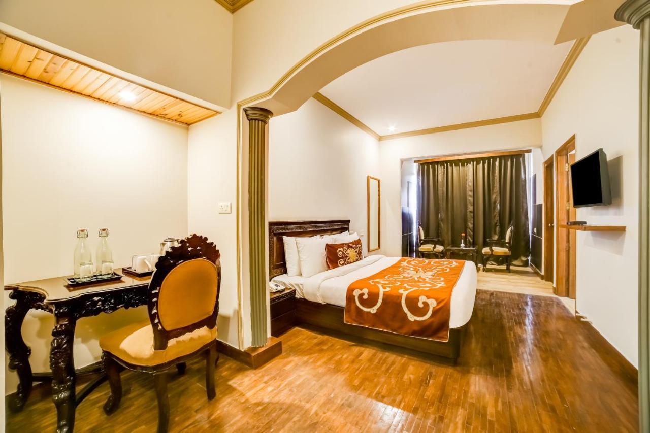 Summit Naldehra Grand & Resort Shimla